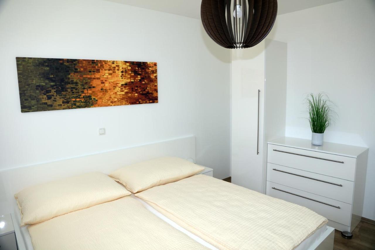 Penthouse Griemann 1 Mit Infrarotkabine Und Eigener Dachterrasse Fuer Max 4 Personen Illmitz Exterior photo